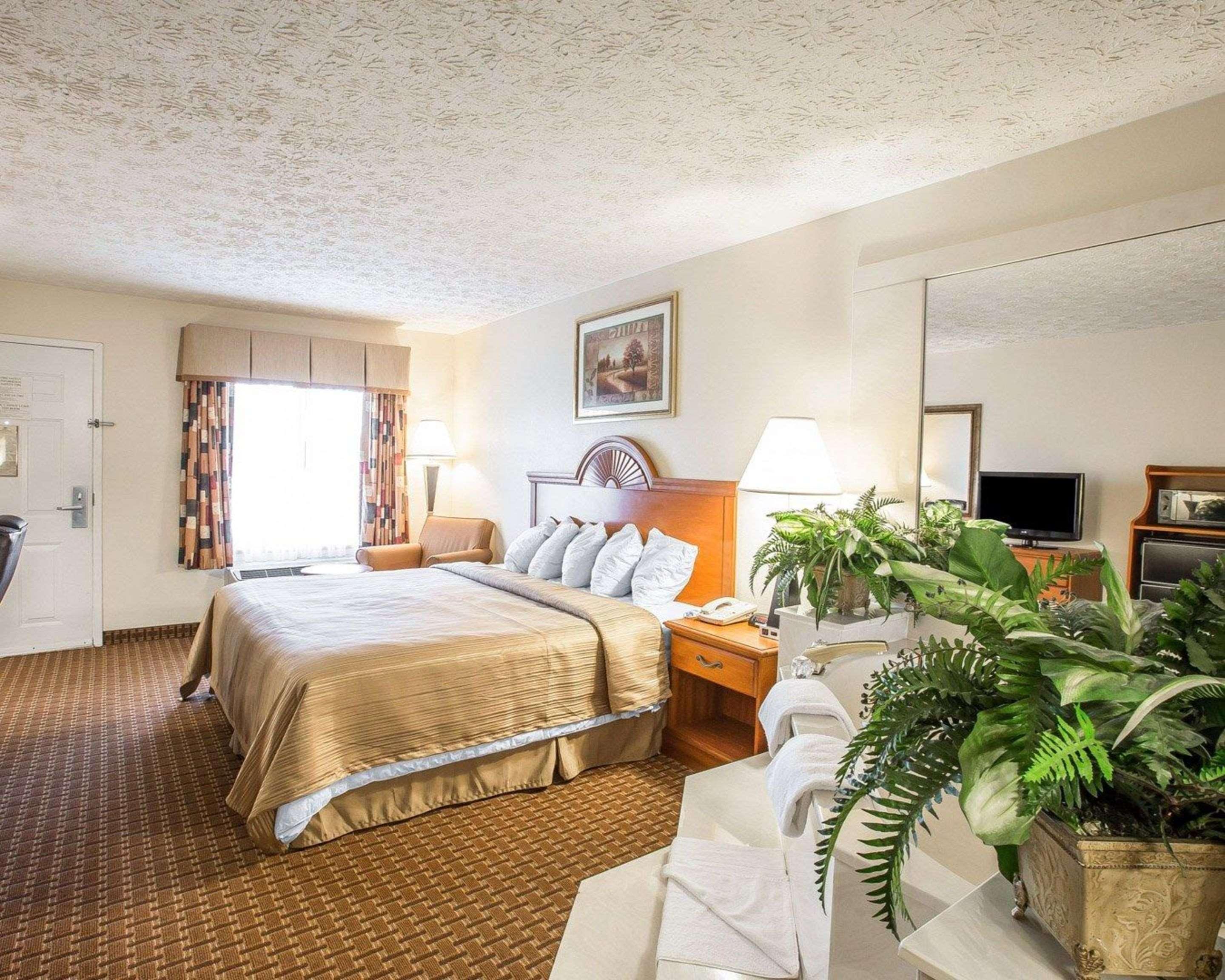 Quality Inn Dahlonega Near University Экстерьер фото
