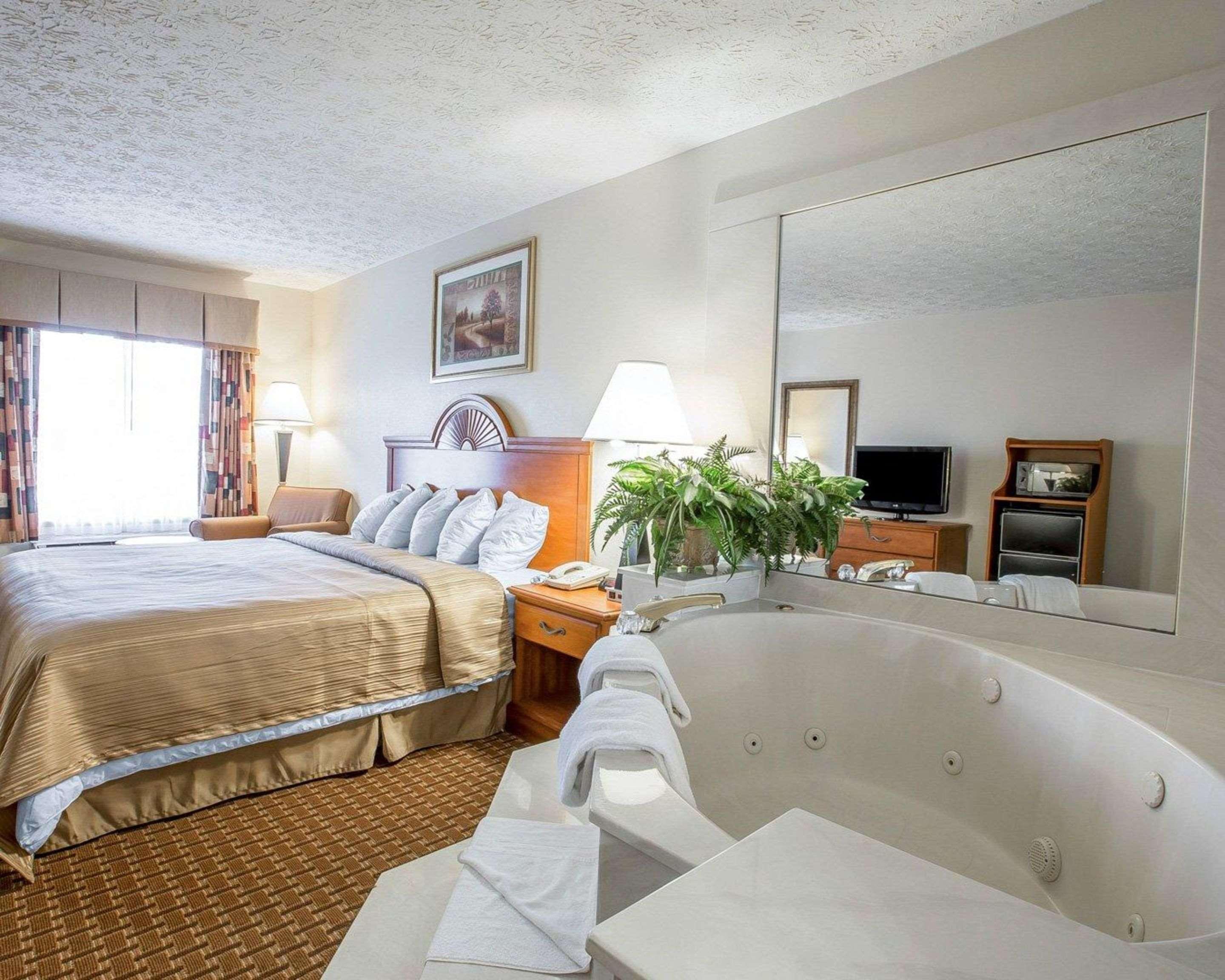 Quality Inn Dahlonega Near University Экстерьер фото